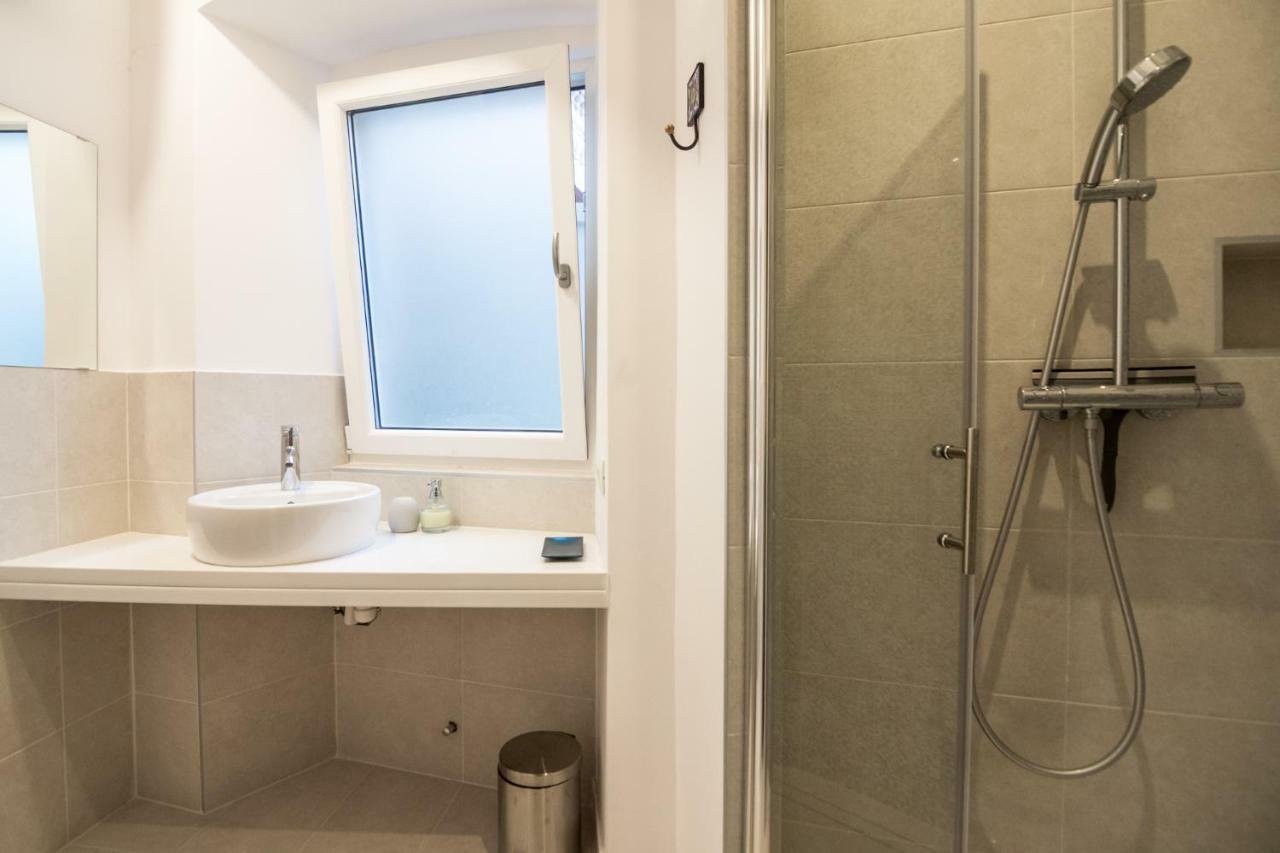 Studio Bluestone Rovinj Extérieur photo