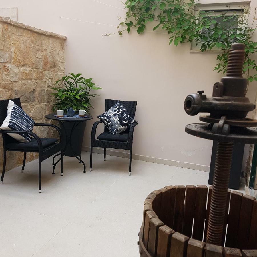 Studio Bluestone Rovinj Extérieur photo